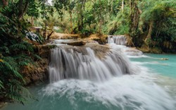 Ghé thăm dòng thác đẹp mê mẩn ở Lào