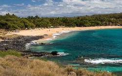 Thú "chơi ngông" của tỷ phú: Chi 300 triệu USD mua đảo ở Hawaii làm "của riêng"