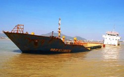 Bình Định: Phải trục vớt hết tàu hàng chìm trong tháng 12