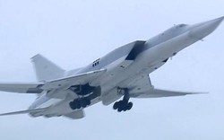 6 máy bay ném bom tầm xa TU-22M3 của Nga quần nát IS ở Syria