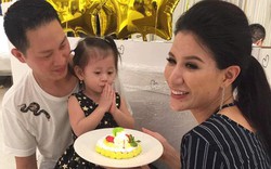 Trang Trần và chồng Việt kiều tổ chức sinh nhật con gái trong ngày đoàn tụ