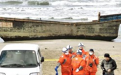 “Tàu ma” Triều Tiên dạt bờ Nhật, trên khoang có 3 người chết