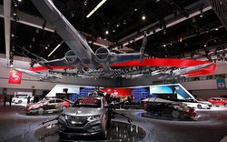 Nissan mang cả thế giới Star Wars đến LA Auto Show