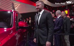 Dù có bộ sưu tập xế hộp khủng, David Beckham vẫn bị VinFast "hút hồn"