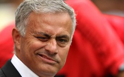 Mourinho muốn ở lại M.U hay “phá xong mới đi”?