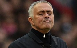 M.U hạ Newcastle, HLV Mourinho thiết lập kỷ lục tệ hại