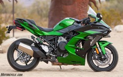 Kawasaki Ninja H2 SX SE được xướng tên "sport-touring" mạnh nhất 2018