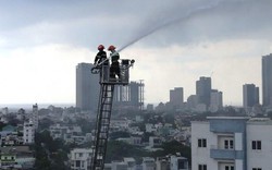 Cháy chung cư ở Đà Nẵng, hàng trăm người tháo chạy