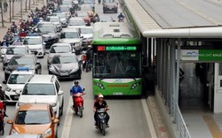 Nhìn lại buýt nhanh BRT: Mù mờ tiền tỷ, dùng chưa được nửa công suất