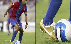 Huyền thoại giày đấu hỗ trợ Ronaldinho giữ bóng 4 lần sút xà ngang không rơi