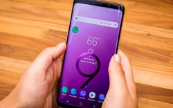 Smartphone Samsung có thể chứa cảm biến máy ảnh và vân tay trên màn hình