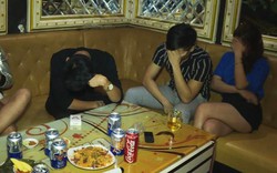 Tạm giữ hàng chục thanh niên "phê" ma túy trong quán karaoke