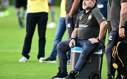 SỐC: Vì điều này, Maradona sắp phải sử dụng chân giả suốt phần đời còn lại