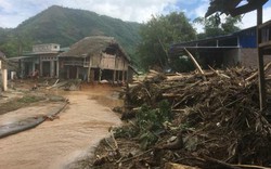 Mưa lũ đổ về bất ngờ gây ngập lụt 110 ngôi nhà ở Lào Cai
