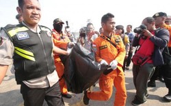 Máy bay Indonesia lao xuống biển: Vớt thêm hàng chục thi thể nạn nhân