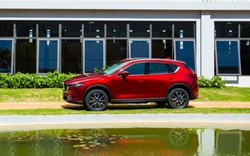 Khoác “áo” hàng hiệu, Mazda CX-5 thêm hấp dẫn khách Việt