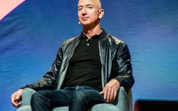 Tỷ phú Jeff Bezos lập kỷ lục sụt giảm tài sản nhanh và nhiều nhất lịch sử