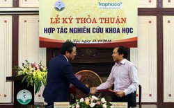 Lễ ký thỏa thuận hợp tác nghiên cứu khoa học giữa trường Đại học Dược Hà Nội và Công ty cổ phần Traphaco