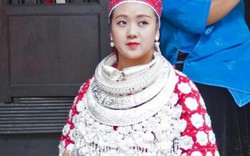 Ngắm cô dâu đeo 13kg đồ trang sức bằng bạc ở Trung Quốc
