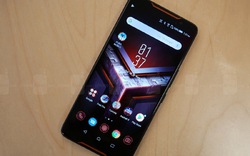 Trên tay smartphone chơi game Asus ROG hầm hố