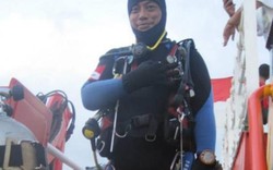 Thợ lặn không nổi lên khi tìm nạn nhân vụ máy bay Indonesia rơi