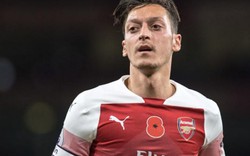 SỐC: Ozil từ chối mức lương triệu bảng vì... "tình yêu" với Arsenal