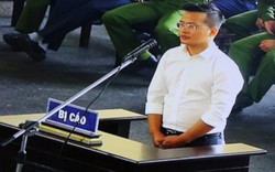 Xét xử vụ ông Phan Văn Vĩnh: Nghe có “thế lực lớn bảo kê”, yên tâm tổ chức đánh bạc