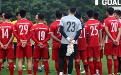 AFF Cup: ĐT Việt Nam khổ sở, ái ngại vì... livestream