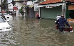 Toàn cảnh Sài Gòn “ngập toàn tập” sau trận mưa lớn khủng khiếp chưa từng có