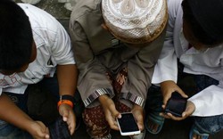 Ngôi làng ở Indonesia cấm phát Wi-Fi vì trẻ em dùng xem phim khiêu dâm