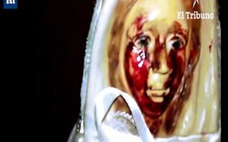 Video: Tượng Đức mẹ Maria lần thứ 38 “khóc ra máu” ở Argentina
