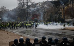Gốc rễ sâu xa của bạo loạn "áo khoác vàng" ở Paris