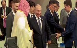 Nga giải thích màn “đập tay cao” của Putin với thái tử Ả Rập Saudi