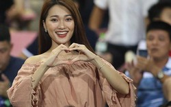 ĐT Việt Nam thắng trận, hot girl Ngọc Nữ lại "phát tín hiệu" đến Văn Đức
