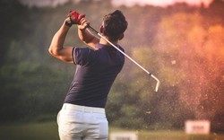 Bảo hiểm 2 tỷ đồng dành cho người chơi Golf kể từ khi phát bóng