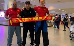 AFF Cup 2018: Vừa đến Malaysia, CĐV Việt Nam đã bị đuổi đánh?