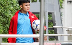 AFF Cup: Được một buổi xả hơi, các tuyển thủ Việt Nam đi đâu, làm gì?