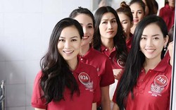 Thí sinh Mrs Vietnam 2018 trao quà tặng trẻ em bị tim bẩm sinh