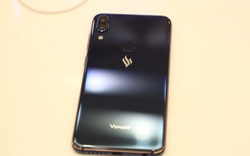 Ảnh thực tế chiếc smartphone sang trọng nhất của Vsmart: Active 1+