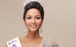 Hoa hậu H'Hen Niê về nhà vẫn giản dị, xắn tay giúp đỡ bố mẹ