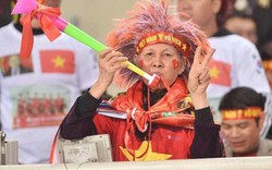 CĐV dùng kèn vuvuzela cổ vũ tại AFF Cup 2018, vì sao VFF không cấm?