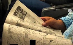 Đi máy bay, sốc khi thấy người ngồi cạnh đọc truyện tranh khiêu dâm
