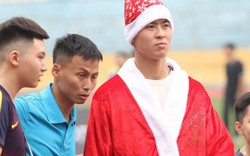 Đúng dịp Giáng sinh, Đức Huy, Huy Mạnh hóa thân thành... "ông già Noel"