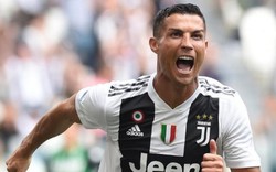 "Giải cứu" Juventus khỏi địa ngục, Ronaldo lập "siêu kỷ lục"