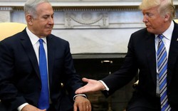 Sau vụ Israel tấn công Syria, Trump lên tiếng trấn an đồng minh ruột
