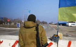 Xuất hiện bức tường ở Crimea phân chia biên giới Nga-Ukraine