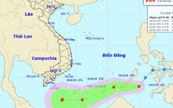 Áp thấp nhiệt đới giật cấp 8 tăng tốc vào Biển Đông, khả năng mạnh thành bão