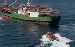 Nóng: Nga nổ súng vào tàu đánh cá Triều Tiên, bắt 21 thuyền viên