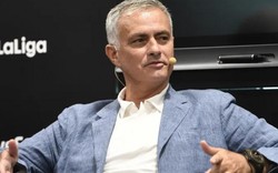 HLV Mourinho tiết lộ bến đỗ khả thi đầy bất ngờ