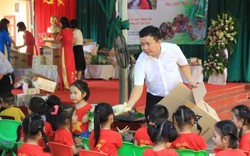 Ninh Bình: Thắp sáng nụ cười cho gần 300 em nhỏ
